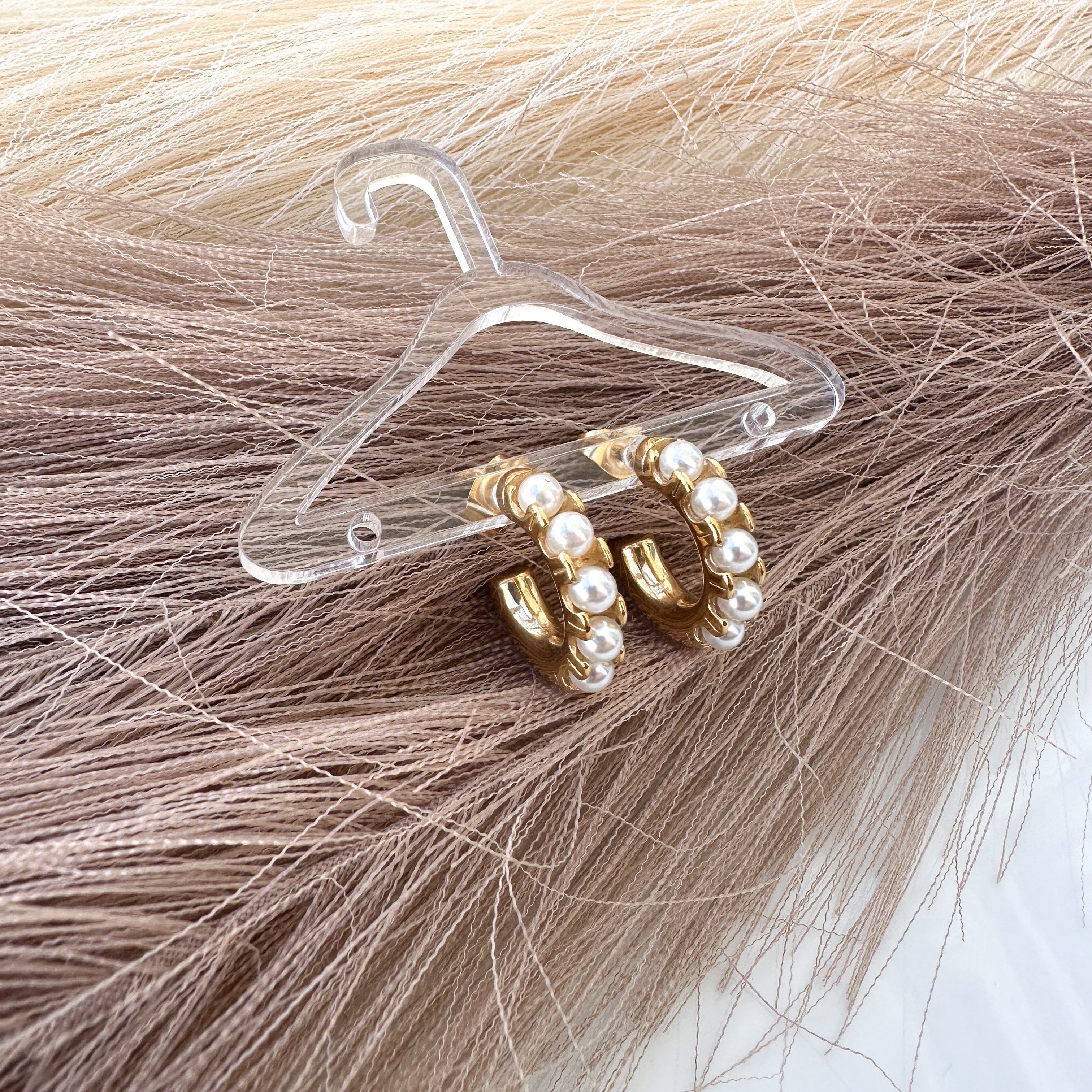 I love Pearls Hoops - Sara Saltos Jewelry I love Pearls Hoops - Sara Saltos Jewelry