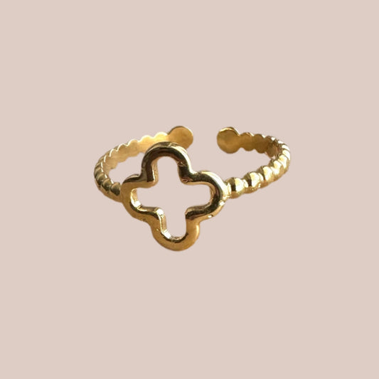 Luxe Clover Ring