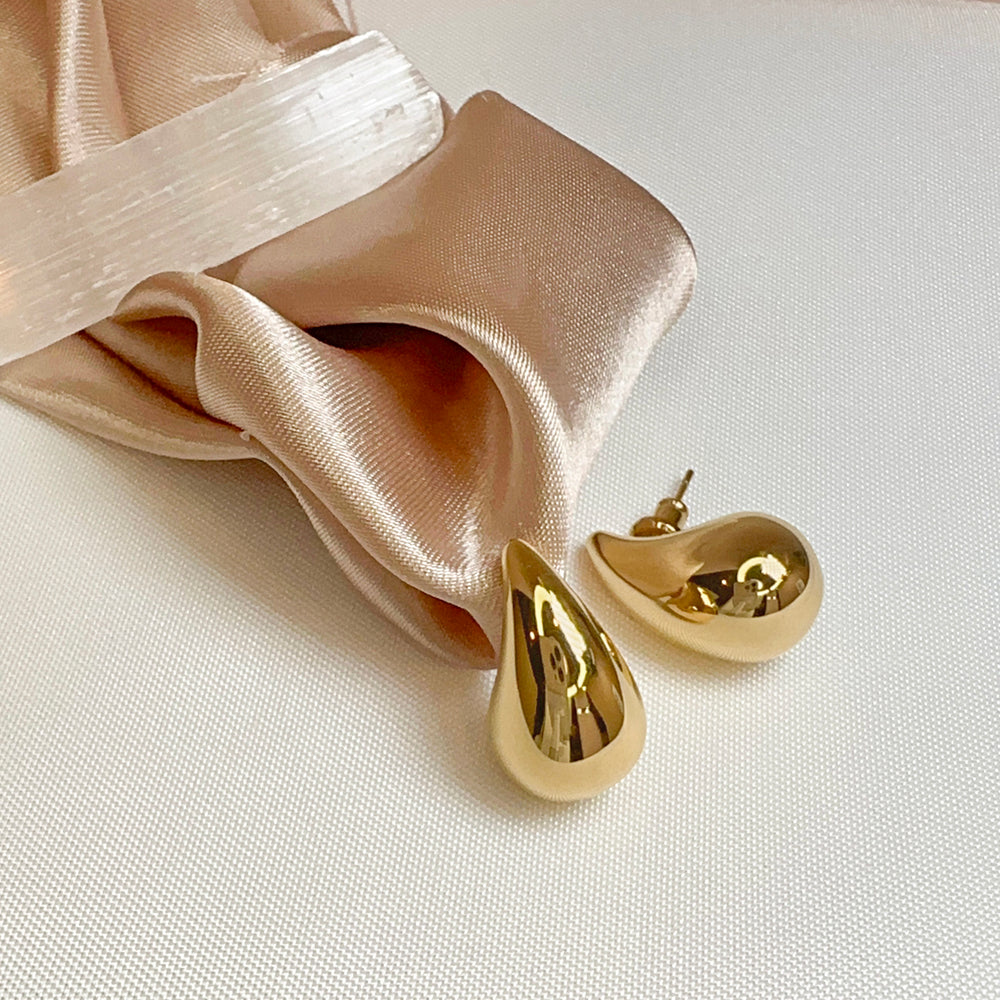 Serenity Drop Earrings/ Gold - Sara Saltos Jewelry